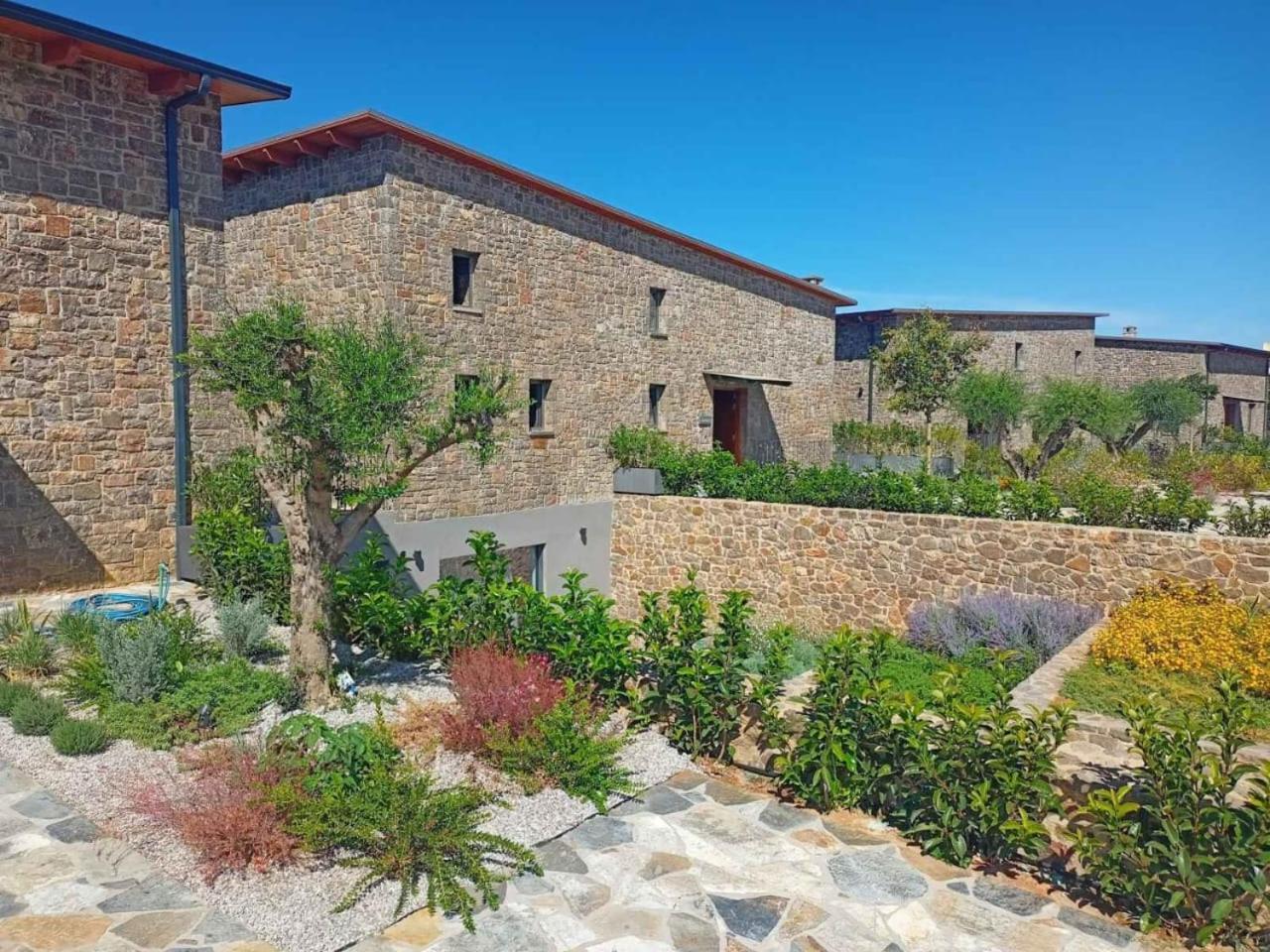 Real Life Homes Luxurious Seafront Villas Each With Their Own Private Pools Korakokhórion Dış mekan fotoğraf