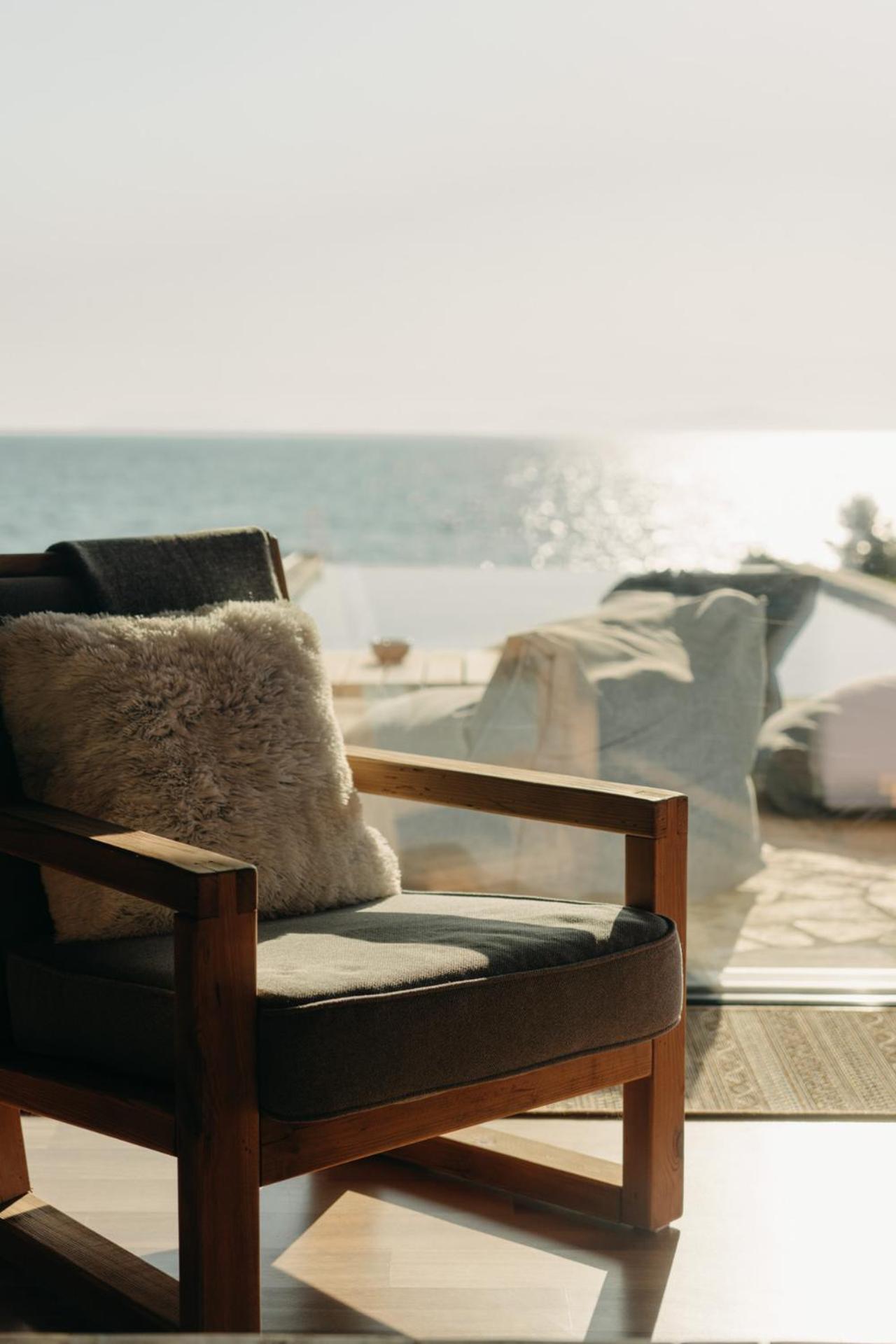Real Life Homes Luxurious Seafront Villas Each With Their Own Private Pools Korakokhórion Dış mekan fotoğraf